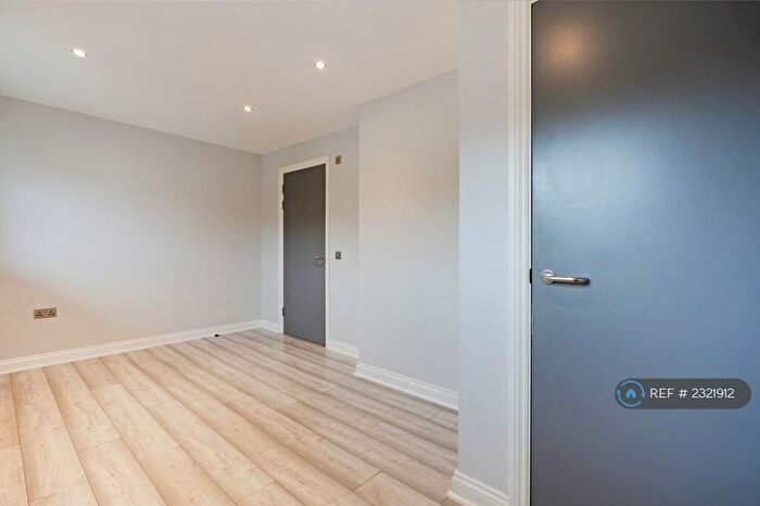 1 Bedroom Flat To Rent In Bamford Point, Sheffield, S6