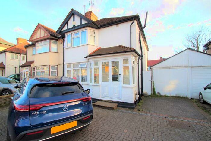 3 Bedroom Semi-Detached House To Rent In Headstone Gardens, North Harrow, HA2