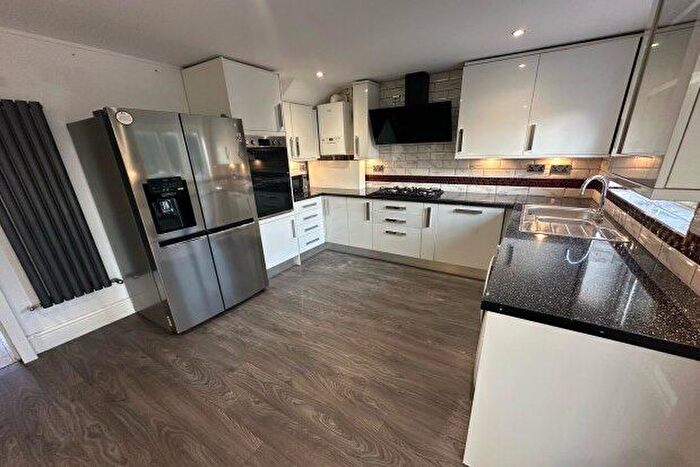 2 Bedroom Property To Rent In John Street, Liverpool, L3