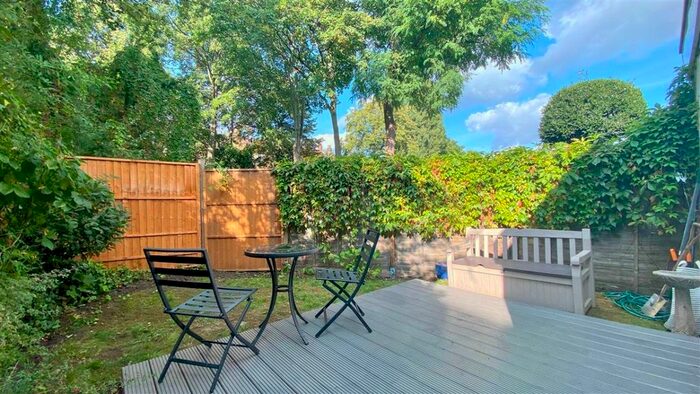 Studio To Rent In Aberdare Gardens, London, NW6