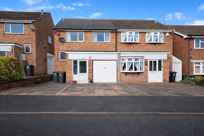 3 Bedroom Semi Detached House For Sale In Orchard Rise, Birmingham, B26