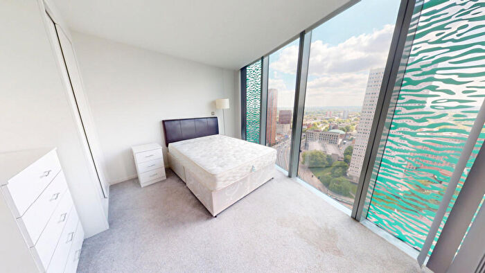 2 Bedroom Apartment To Rent In Beetham Tower, Birmingham, B1