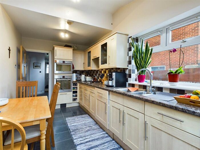 3 Bedroom Detached House For Sale In Woodbridge Road East, Ipswich, Suffolk, IP4