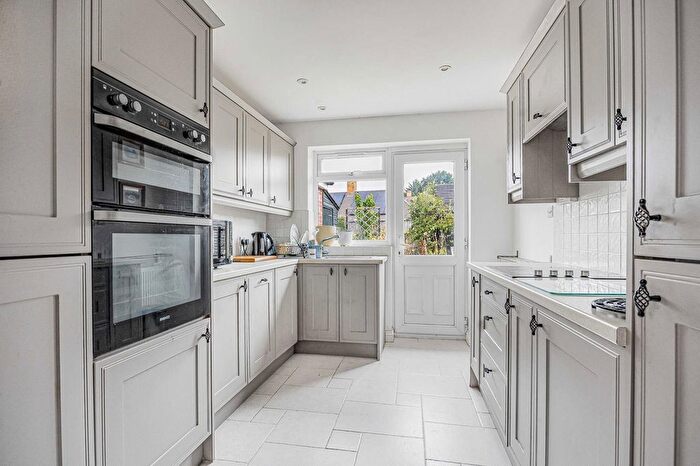 2 Bedroom Bungalow For Sale In Sun Crescent, Oakley, Aylesbury, Buckinghamshire, HP18