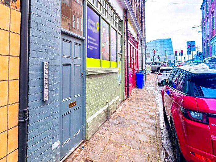 1 Bedroom Flat To Rent In Skinner Street, Newport, Newport, NP20