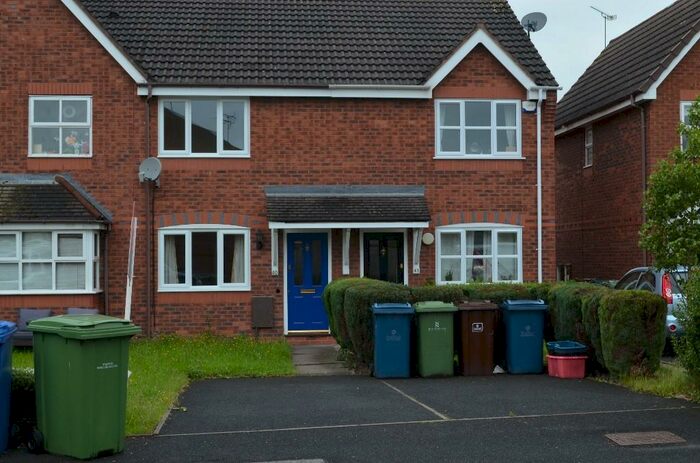 2 Bedroom Town House To Rent In Dickson Road, Beaconside, Stafford, ST16
