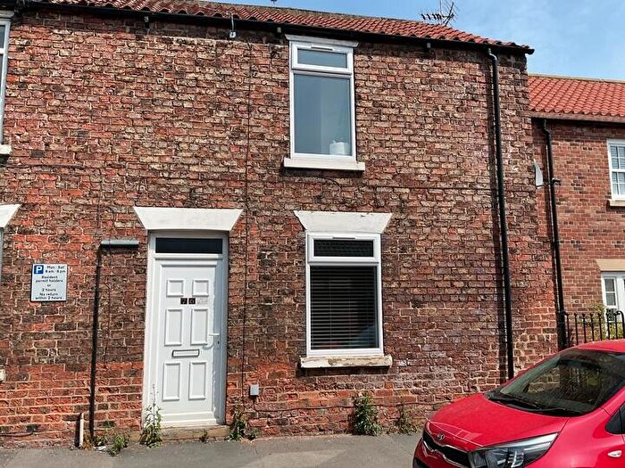 2 Bedroom Apartment To Rent In Flatgate, Howden, Goole, DN14