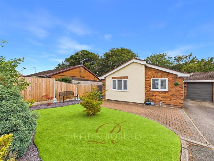 3 Bedroom Detached Bungalow For Sale In Forest Road, Llay, Wrexham, LL12