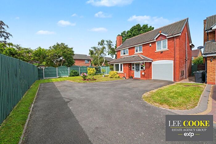 4 Bedroom Detached House For Sale In Allerdale Road, Clayhanger, Walsall, WS8