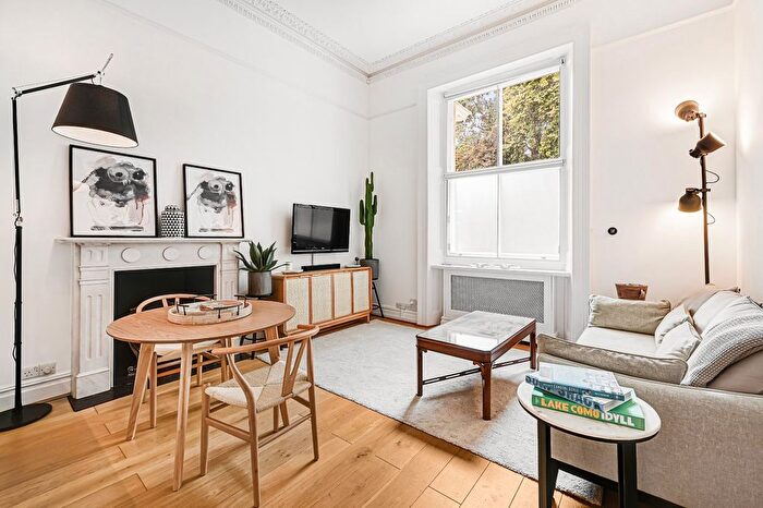 2 Bedroom Flat To Rent In Warwick Square, Westminster, SW1V