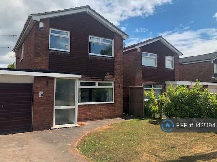 3 Bedroom Detached House To Rent In Sydney Road, Crewe, CW1