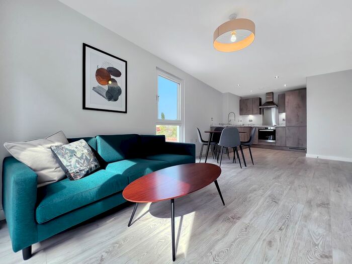 2 Bedroom Flat To Rent In Atkinson Street, Leeds, LS10