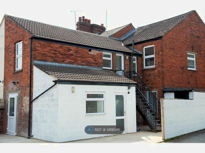 1 Bedroom Flat To Rent In Ferndale Road, Swindon, SN2