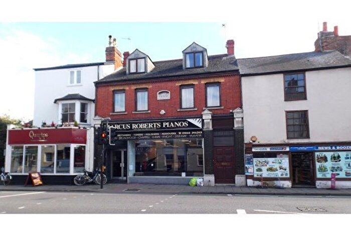 5 Bedroom Property To Rent In St. Clements Street, Oxford, OX4