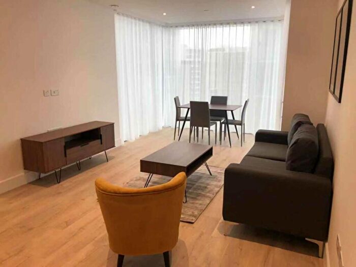1 Bedroom Flat To Rent In Neroli House, Piazza Walk, E1
