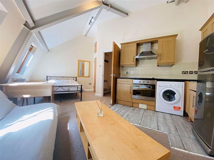 Studio To Rent In B, Baldwin Street, City Centre, BS1