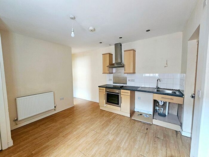 1 Bedroom Flat To Rent In Winchester Road, Southampton, SO16