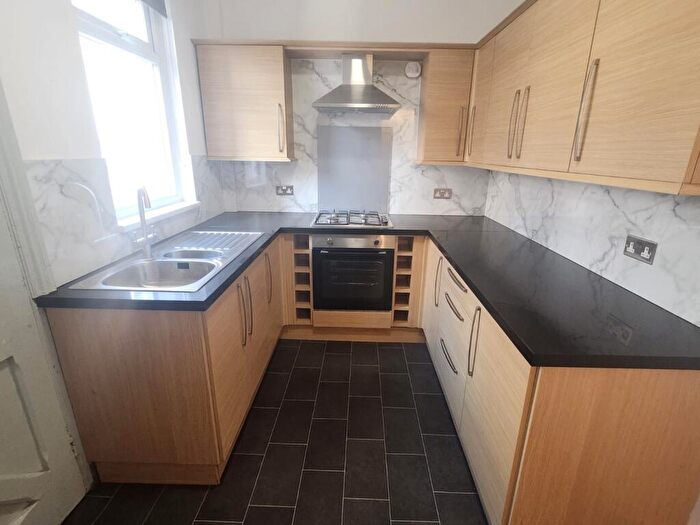 2 Bedroom End Of Terrace House To Rent In Watkin Street, Nottingham, Nottinghamshire, NG3
