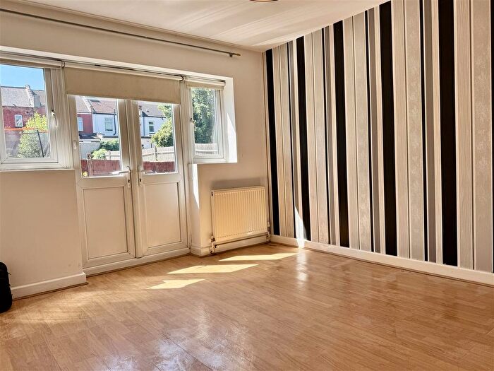 2 Bedroom Flat To Rent In Hindes Road, Harrow, HA1