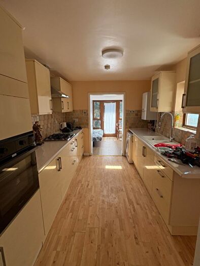 3 Bedroom Terraced House To Rent In London, E13