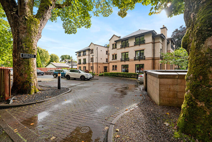 2 Bedroom Apartment For Sale In Flat, West Chapelton Avenue, Bearsden, G61