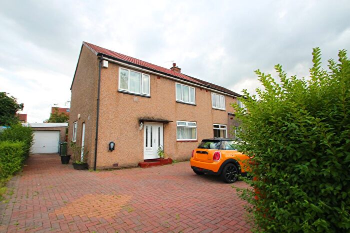 3 Bedroom Property To Rent In Boghead Road, Glasgow, G66