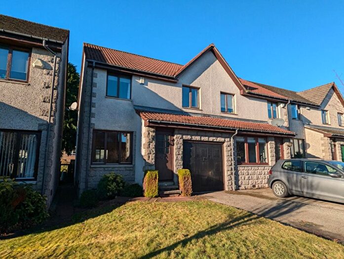 3 Bedroom Semi-Detached House To Rent In Rosewell Park, West End, Aberdeen, AB15