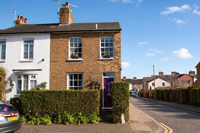 3 Bedroom End Of Terrace House To Rent In Currie Street, Hertford, SG13