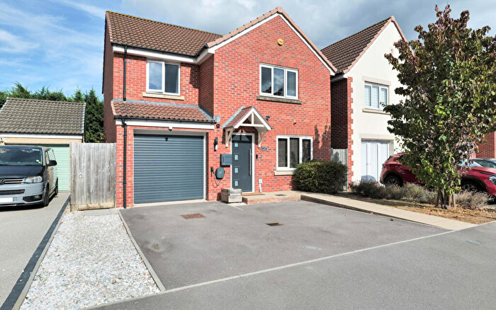 4 Bedroom Detached House For Sale In Teachers Way, Melksham, SN12