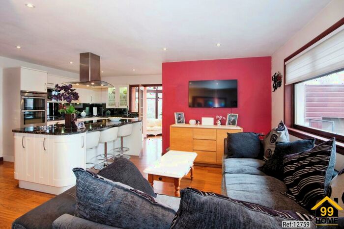 4 Bedroom Detached House For Sale In Westwood Way, Westhill, Aberdeenshire, AB32