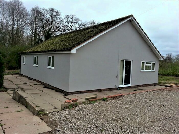 3 Bedroom Detached Bungalow To Rent In Lugtout Lane, Catherine De Barnes, Solihull, B91