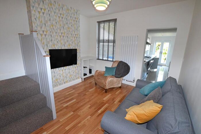 2 Bedroom Terraced House To Rent In Handford Street, Derby, City Centre, DE22