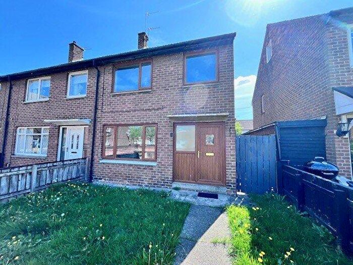 3 Bedroom Semi-Detached House To Rent In Broomfield, Jarrow, Tyne And Wear, NE32