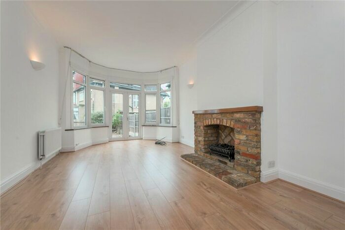 3 Bedroom Semi-Detached House To Rent In Chelmsford Square, Kensal Rise, London, NW10
