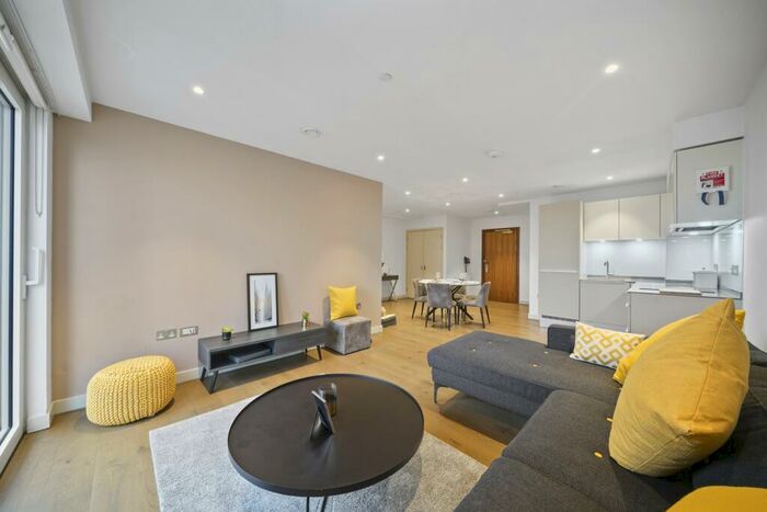 2 Bedroom Apartment To Rent In Mawes House, SE17