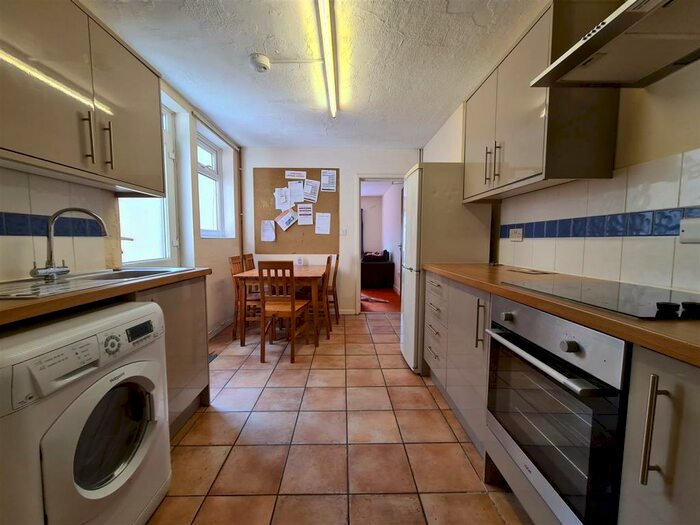 5 Bedroom House To Rent In A Mill Road, Cambridge, CB1