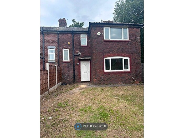 3 Bedroom Semi-Detached House To Rent In Manchester, Manchester, M20