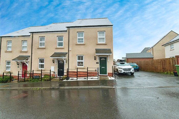 3 Bedroom End Of Terrace House For Sale In Maisy Mews, Exeter, Devon, EX2