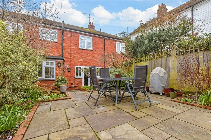3 Bedroom Terraced House For Sale In Roethorne Gardens, Tenterden, Kent, TN30