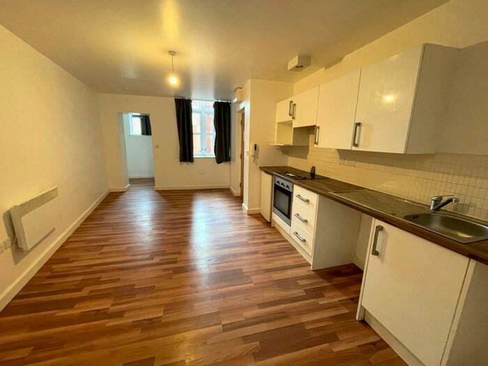 Apartment To Rent In Clyde Court, Erskine Street, LE1