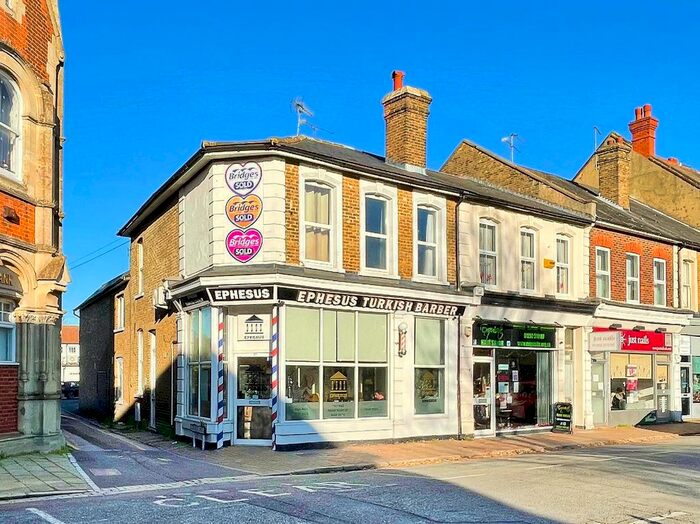 1 Bedroom Studio To Rent In Lynchford Road, Farnborough, Hampshire, GU14