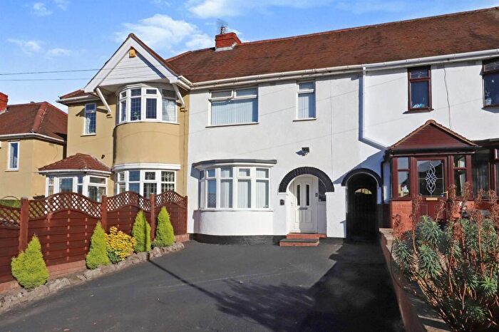 3 Bedroom House To Rent In Hayes Lane, Stourbridge, DY9