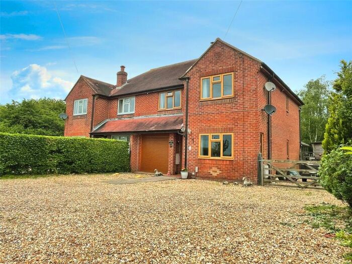 4 Bedroom Semi-Detached House For Sale In Cheshire Cottages, School Hill, Charndon, OX27
