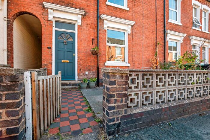 3 Bedroom Terraced House For Sale In East Street, Worcester, WR1