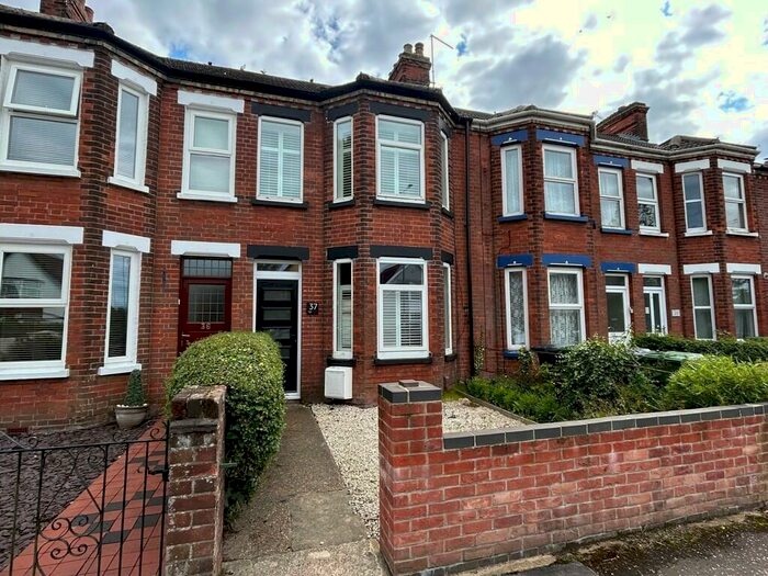 3 Bedroom Terraced House To Rent In Avondale Road, Gorleston, NR31