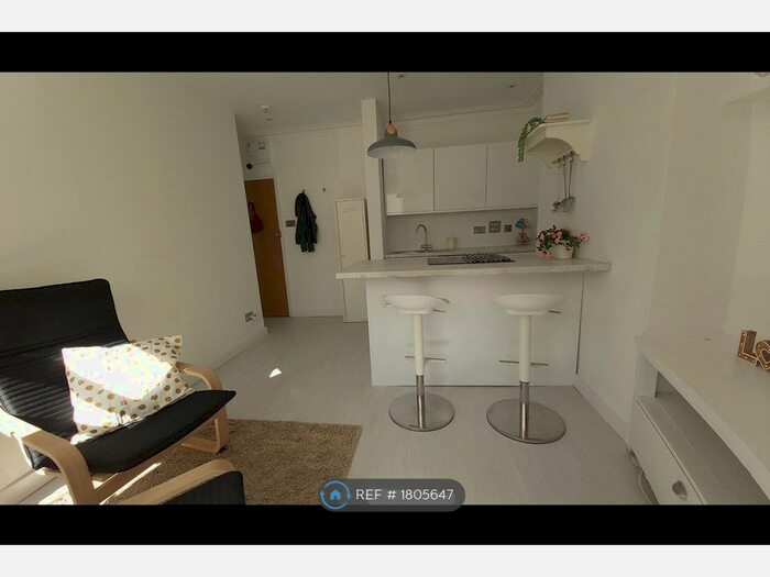 1 Bedroom Flat To Rent In York Road, Guildford, GU1