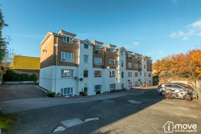 1 Bedroom Flat To Rent In Newtake House, Hele Road, Torquay, TQ2