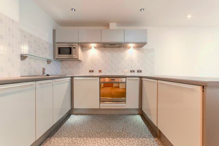 1 Bedroom Flat To Rent In Castle Exchange, Old Lenton Street, NG1