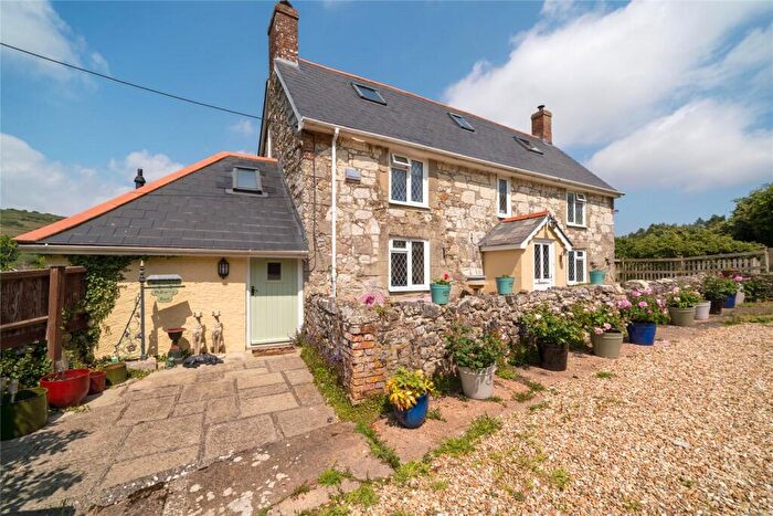 2 Bedroom Detached House For Sale In Hollow Lane, Chillerton, PO30