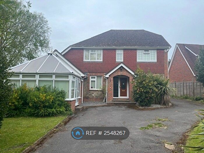 5 Bedroom Detached House To Rent In Firestone Copse Road, Wootton Bridge, Ryde, PO33